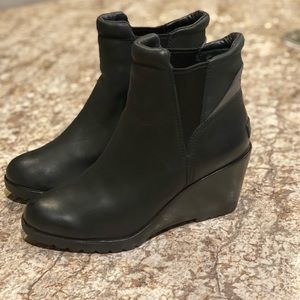 Sorel After Hours Chelsea Boot